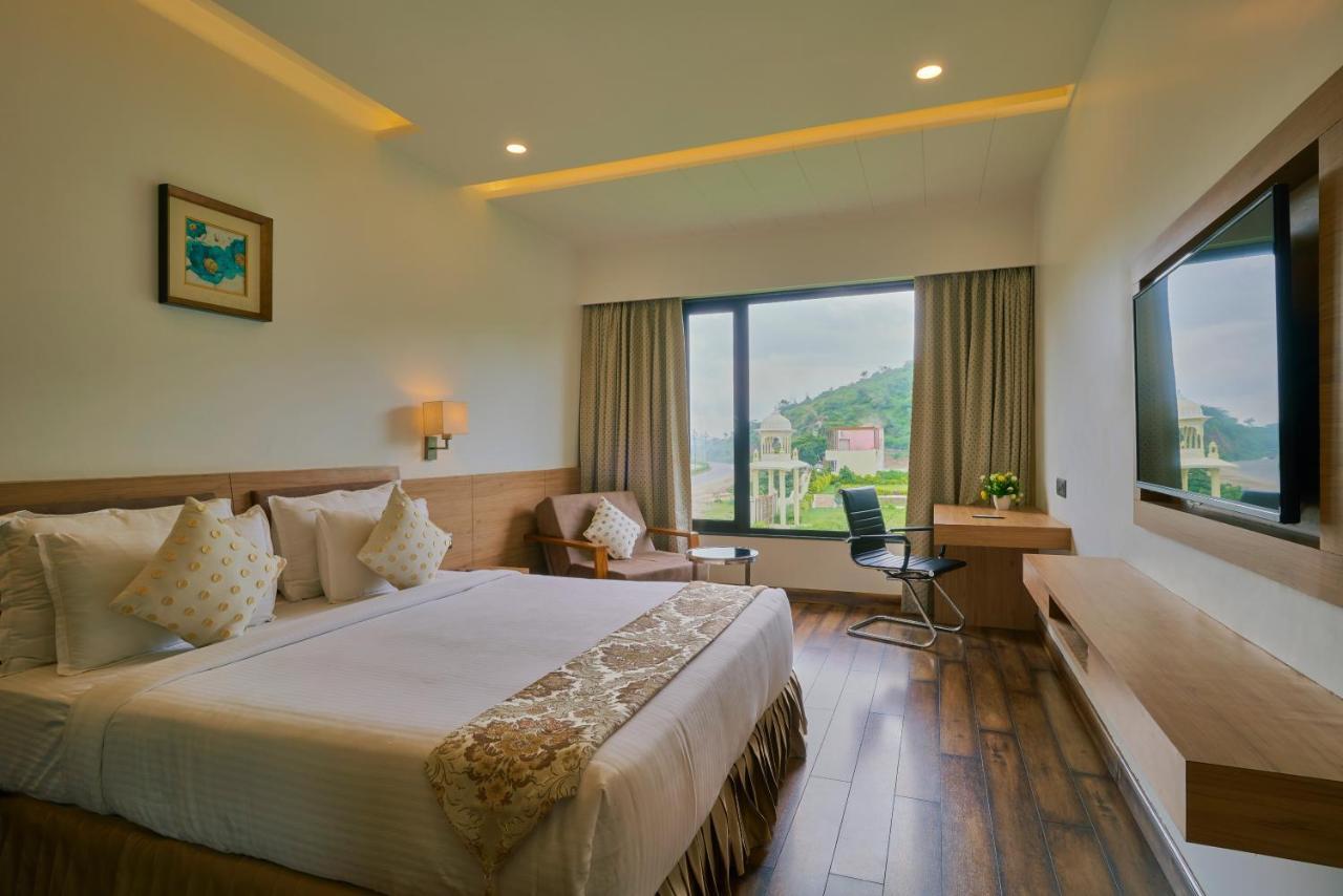 Skk Blu Hotel & Spa Udaipur Dış mekan fotoğraf